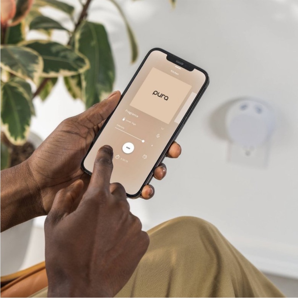 PURA 4 NEW smart fragrance diffuser - Picture 3 of 10